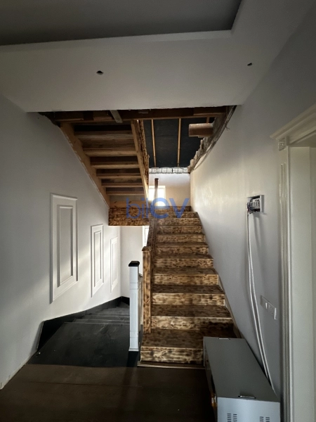 Satış 5 otaqlı Bağ evi  300m², Bakı
