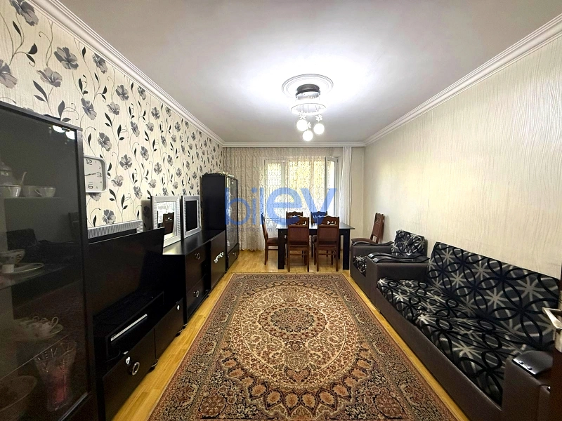 Satış 5 otaqlı Köhnə Tikili bina evi  120m², Bakı