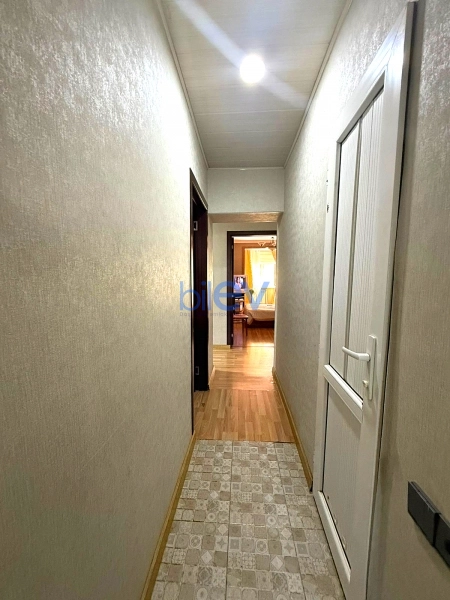 Satış 5 otaqlı Köhnə Tikili bina evi  120m², Bakı