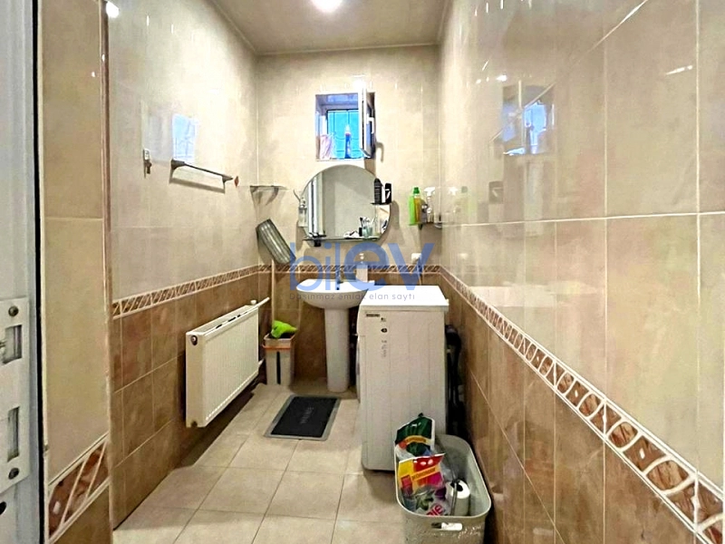 Satış 6 otaqlı Həyət evi  200m², Bakı