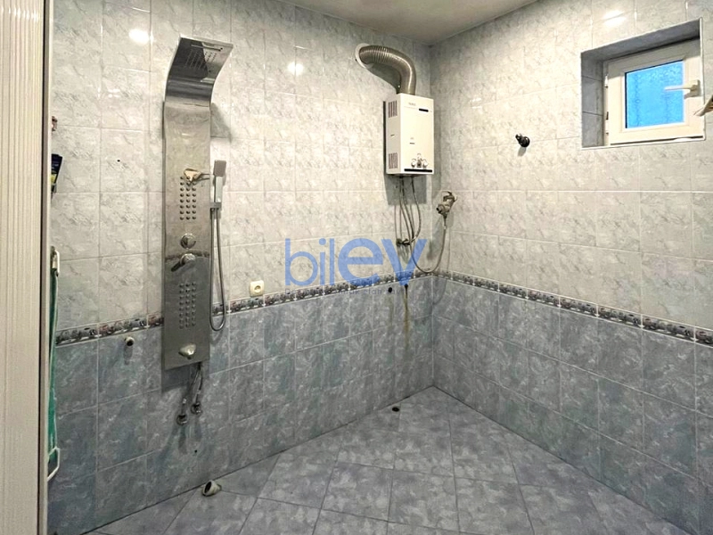 Satış 6 otaqlı Həyət evi  200m², Bakı