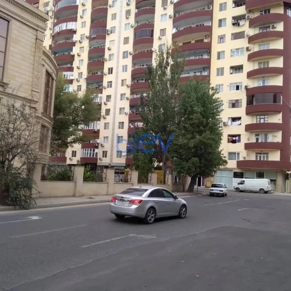 Satış 3 otaqlı Yeni Tikili bina evi  127m², Bakı