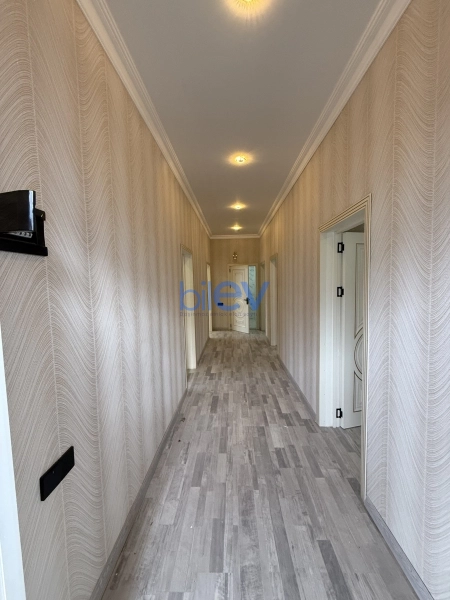 Satış 4 otaqlı Həyət evi  210m², Bakı