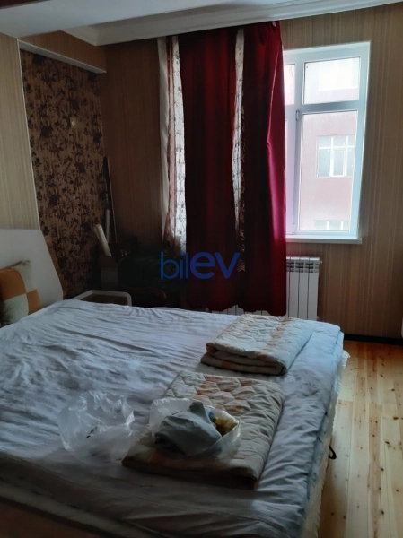 Aylıq Kirayə 3 otaqlı Yeni Tikili bina evi  120m², Bakı