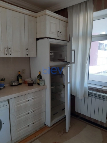 Aylıq Kirayə 3 otaqlı Yeni Tikili bina evi  120m², Bakı