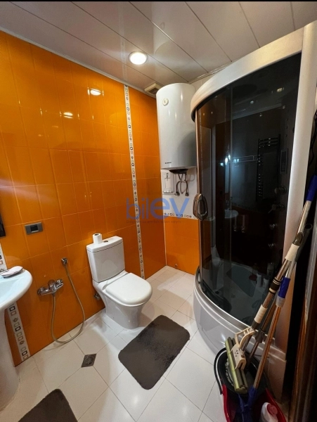 Satış 3 otaqlı Yeni Tikili bina evi  141m², Bakı