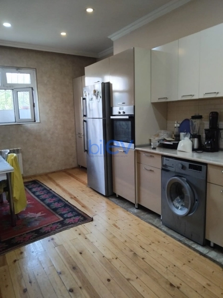 Satış 6 otaqlı Həyət evi  267m², Bakı