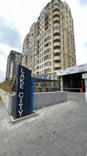 Satış 2 otaqlı Yeni Tikili bina evi  82m², Bakı
