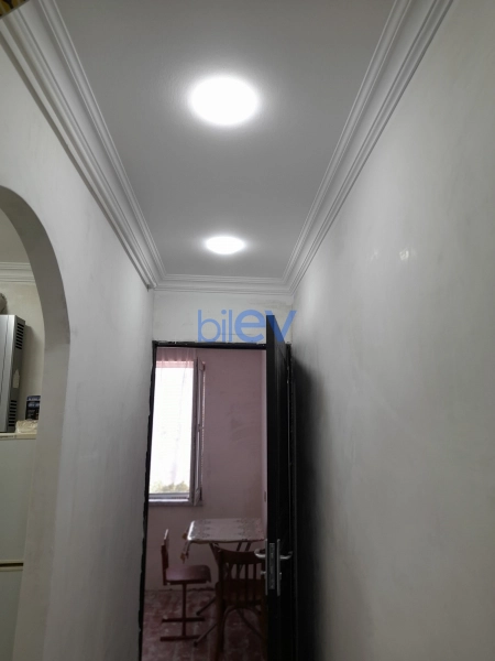 Aylıq Kirayə 2 otaqlı Köhnə Tikili bina evi  40m², Xırdalan