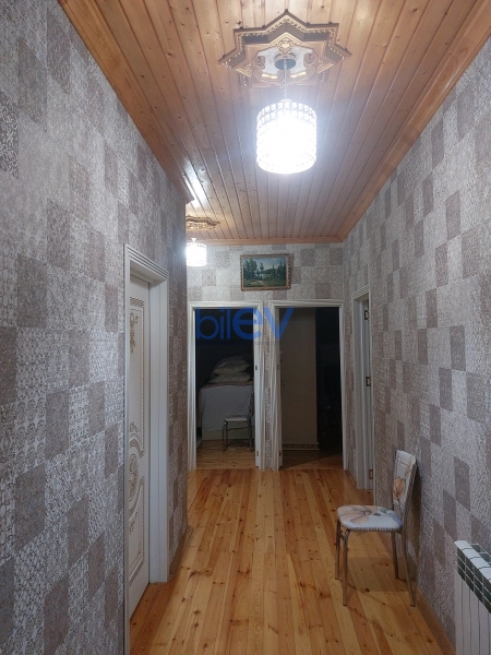 Satış 7 otaqlı Bağ evi  500m², Bakı