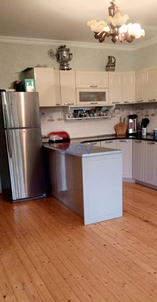 Satış 4 otaqlı Həyət evi  275m², Bakı