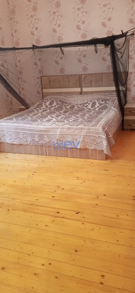Satış 4 otaqlı Həyət evi  275m², Bakı
