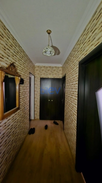 Satış 4 otaqlı Köhnə Tikili bina evi  86m², Bakı