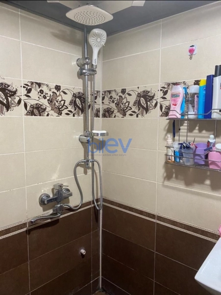 Satış 2 otaqlı Yeni Tikili bina evi  67m², Bakı