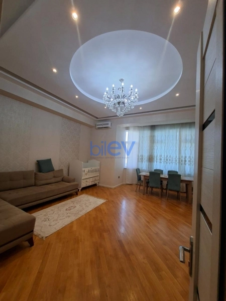 Aylıq Kirayə 2 otaqlı Yeni Tikili bina evi  110m², Bakı