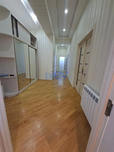 Aylıq Kirayə 2 otaqlı Yeni Tikili bina evi  110m², Bakı