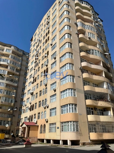 Satış 3 otaqlı Yeni Tikili bina evi  164m², Bakı