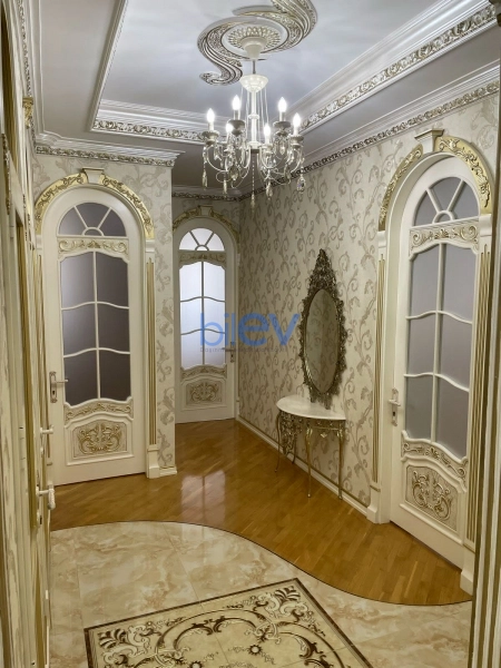 Satış 3 otaqlı Yeni Tikili bina evi  164m², Bakı