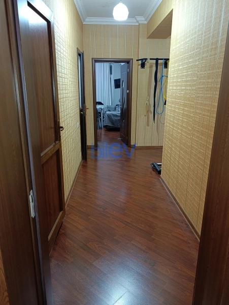 Satış 3 otaqlı Yeni Tikili bina evi  138m², Bakı