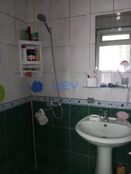Aylıq Kirayə 3 otaqlı Köhnə Tikili bina evi  65m², Bakı