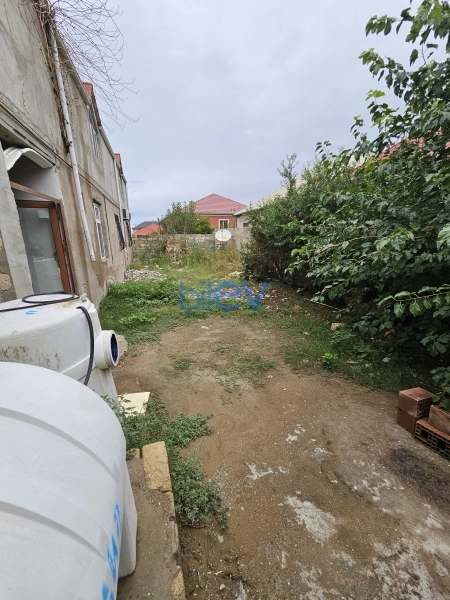 Satış 5 otaqlı Həyət evi  3m², Bakı