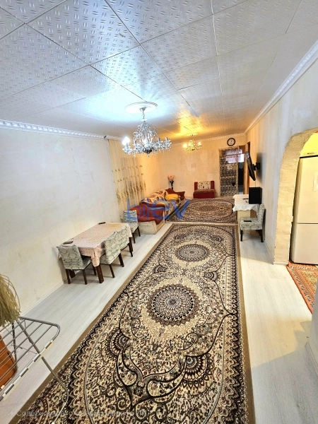 Satış 5 otaqlı Həyət evi  3m², Bakı