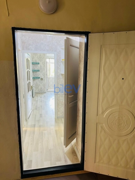 Satış 3 otaqlı Köhnə Tikili bina evi  43m², Bakı