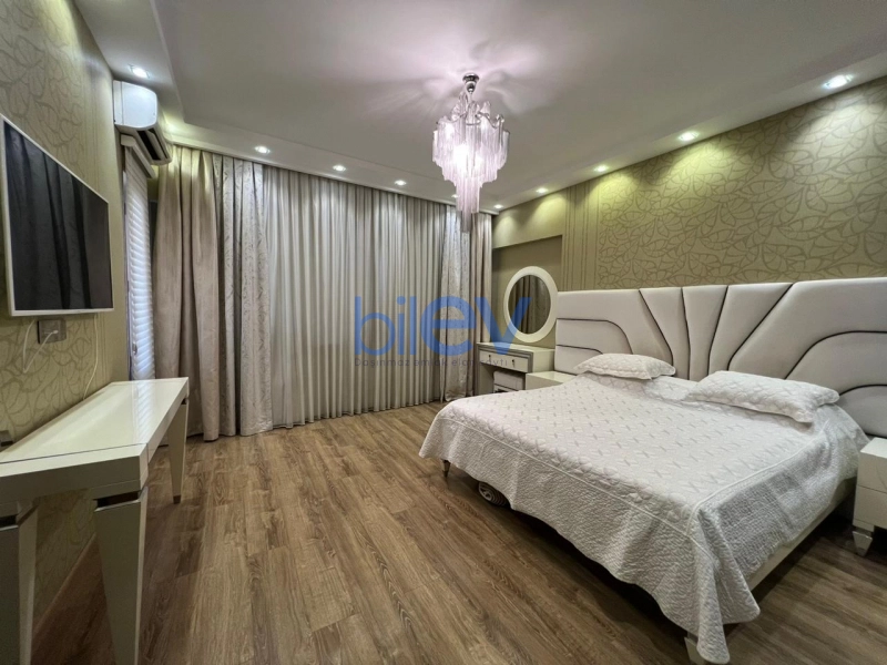 Satış 3 otaqlı Yeni Tikili bina evi  155m², Bakı