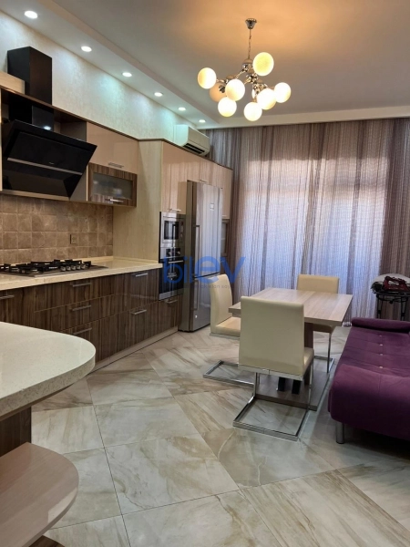 Satış 3 otaqlı Yeni Tikili bina evi  155m², Bakı