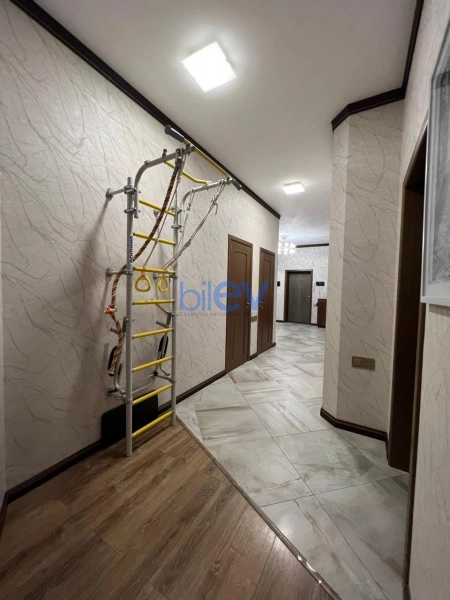 Satış 3 otaqlı Yeni Tikili bina evi  155m², Bakı