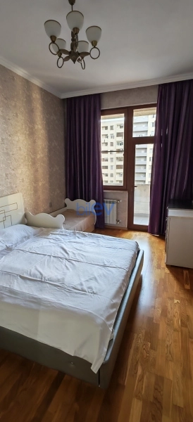 Satış 2 otaqlı Yeni Tikili bina evi  53m², Bakı