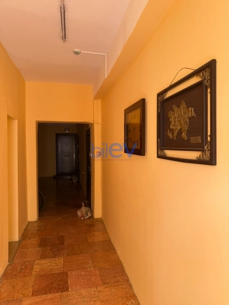 Satış 2 otaqlı Yeni Tikili bina evi  81m², Bakı