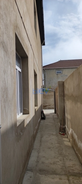 Aylıq Kirayə 3 otaqlı Həyət evi  100m², Bakı