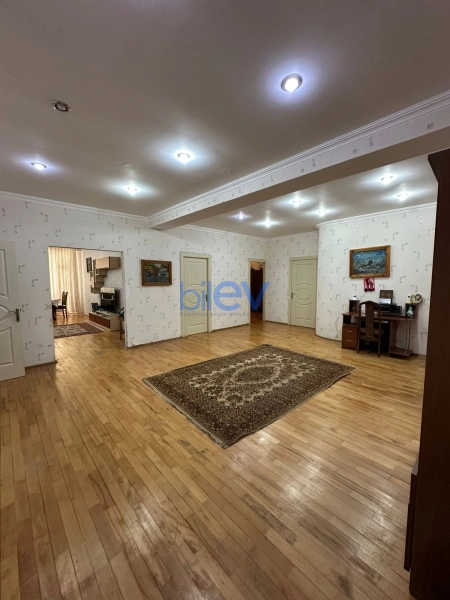 Satış 3 otaqlı Yeni Tikili bina evi  152m², Bakı