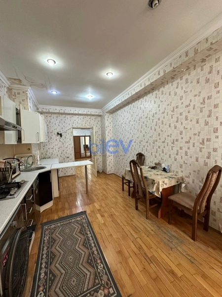 Satış 3 otaqlı Yeni Tikili bina evi  152m², Bakı