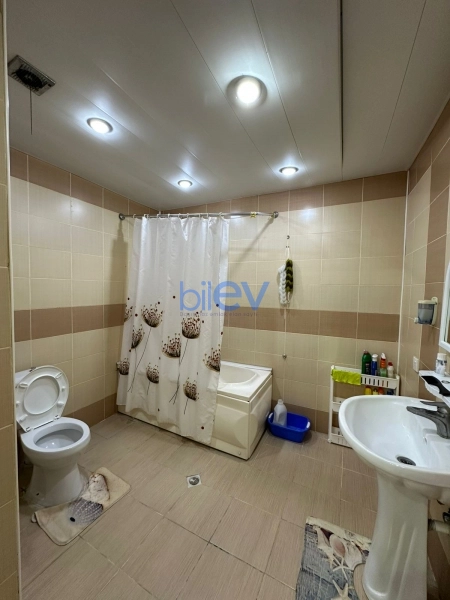 Satış 3 otaqlı Yeni Tikili bina evi  152m², Bakı