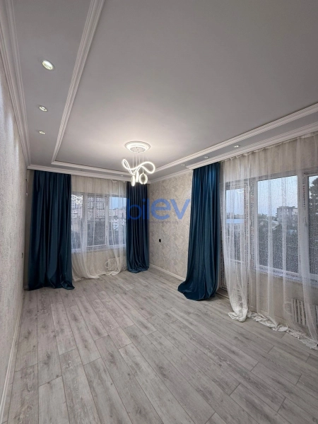 Satış 2 otaqlı Yeni Tikili bina evi  68m², Bakı