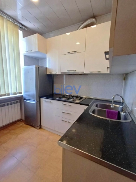 Aylıq Kirayə 2 otaqlı Köhnə Tikili bina evi  60m², Bakı