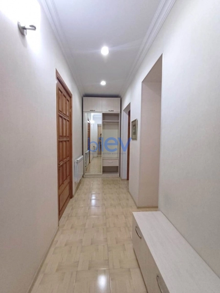 Aylıq Kirayə 2 otaqlı Köhnə Tikili bina evi  60m², Bakı