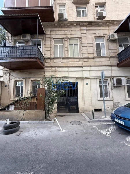 Satış 2 otaqlı Köhnə Tikili bina evi  39m², Bakı