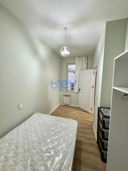 Satış 2 otaqlı Köhnə Tikili bina evi  39m², Bakı