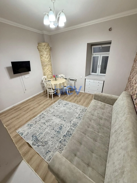 Satış 2 otaqlı Köhnə Tikili bina evi  39m², Bakı