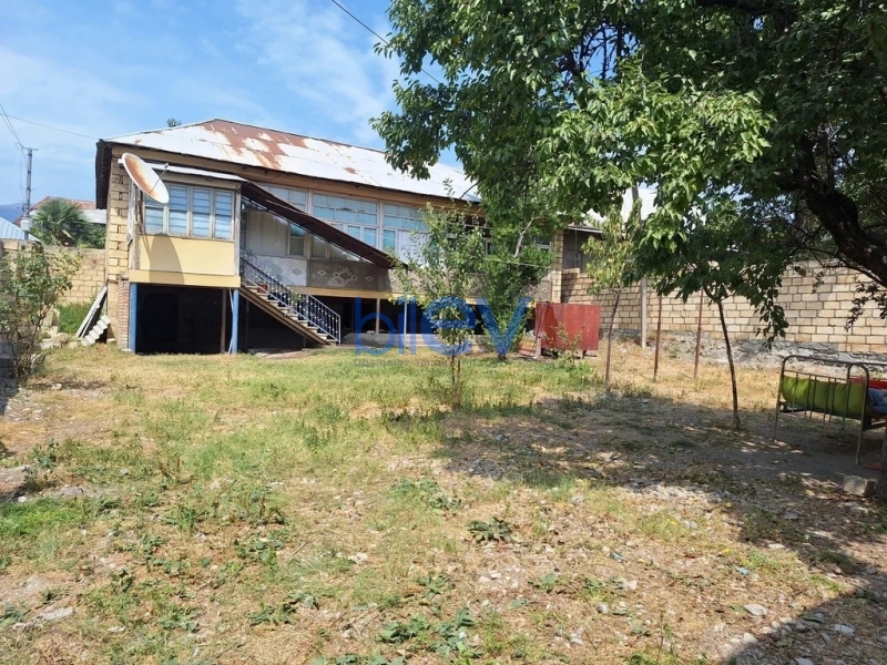 Satış 3 otaqlı Həyət evi  120m², Şəki