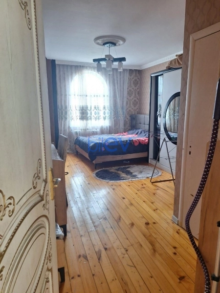 Satış 6 otaqlı Həyət evi  6m², Bakı