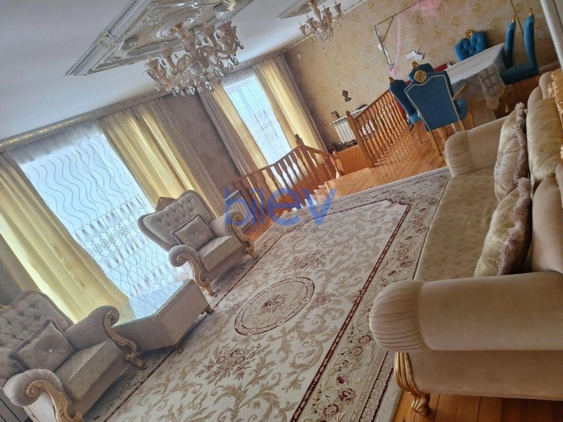 Satış 6 otaqlı Həyət evi  6m², Bakı