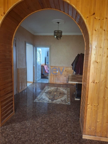 Satış 6 otaqlı Həyət evi  6m², Bakı