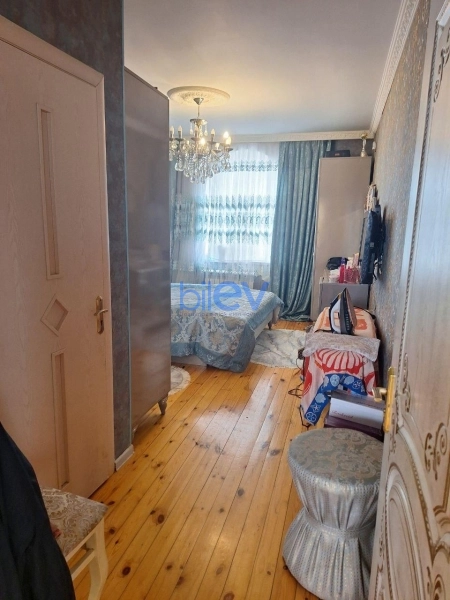 Satış 6 otaqlı Həyət evi  6m², Bakı