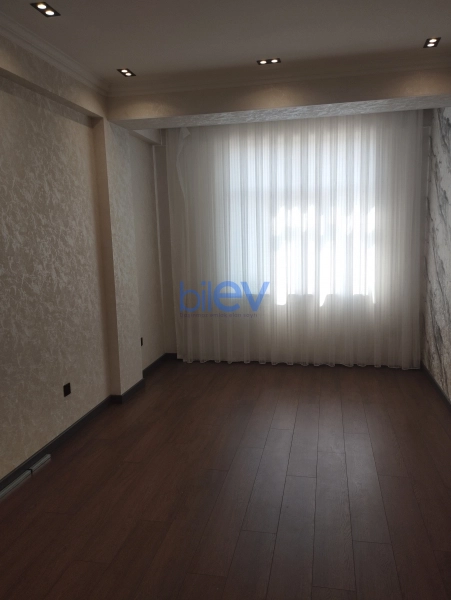 Satış 2 otaqlı Yeni Tikili bina evi  43m², Bakı