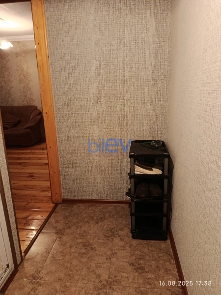 Satış 4 otaqlı Köhnə Tikili bina evi  37m², Gəncə
