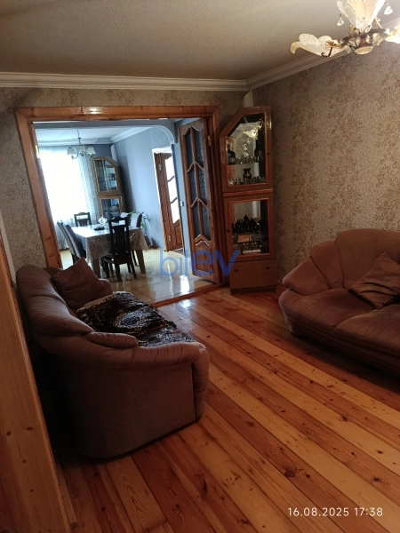Satış 4 otaqlı Köhnə Tikili bina evi  37m², Gəncə